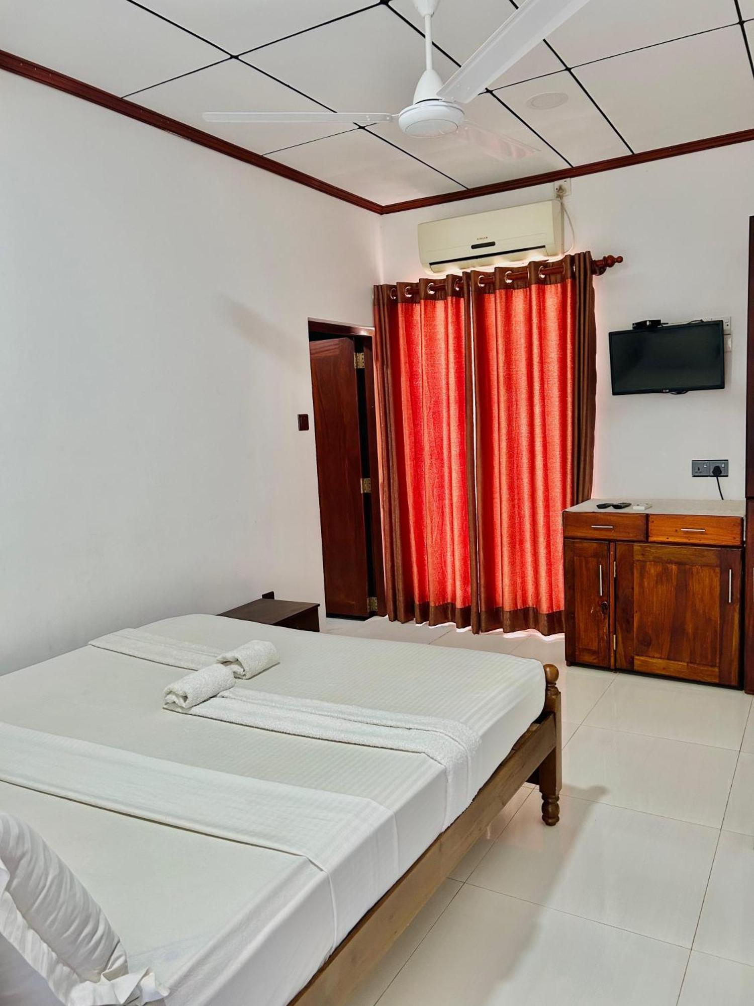 Mihin Villa Bentota Exterior photo